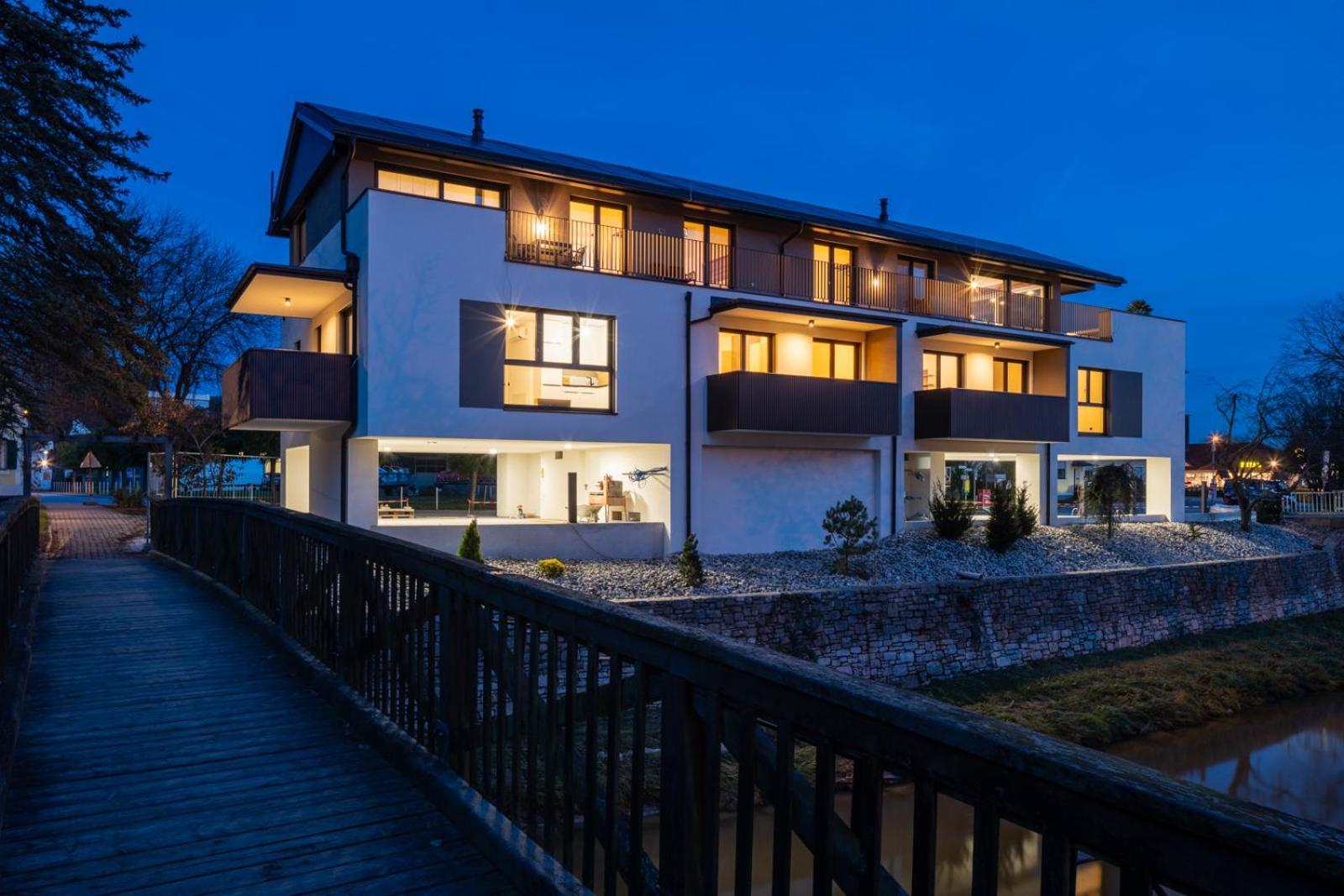 Rivervista Apartments By Mi_Vida Bad Waltersdorf Extérieur photo